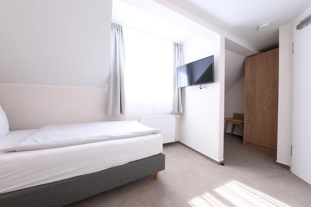 24/7 Selfcheckin Schmiedestrasse Hotel Leer Ngoại thất bức ảnh
